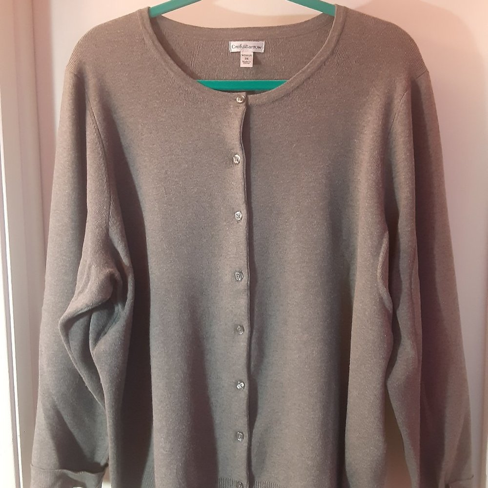 BOGO Croft & Barrow long sleeve grey cardigan